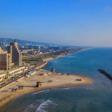 Haifa Almog Vip Hotel Sea View Apartments Экстерьер фото