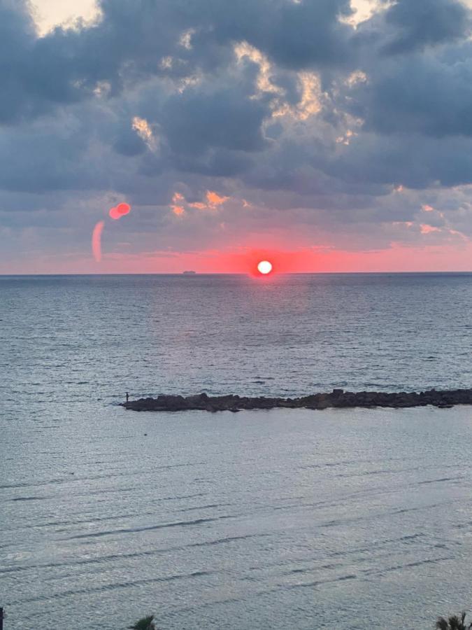 Haifa Almog Vip Hotel Sea View Apartments Экстерьер фото