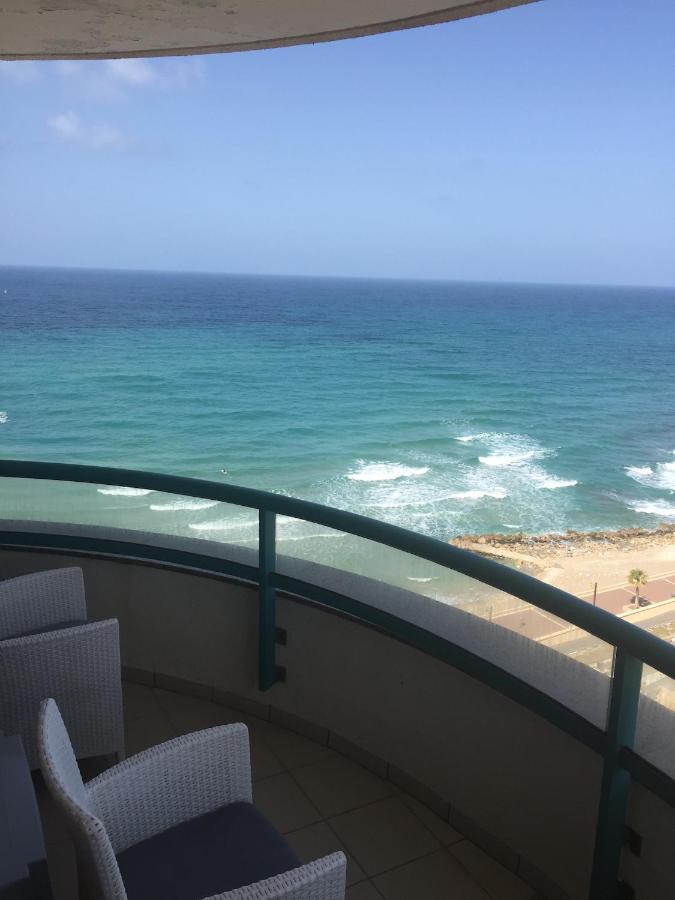 Haifa Almog Vip Hotel Sea View Apartments Экстерьер фото
