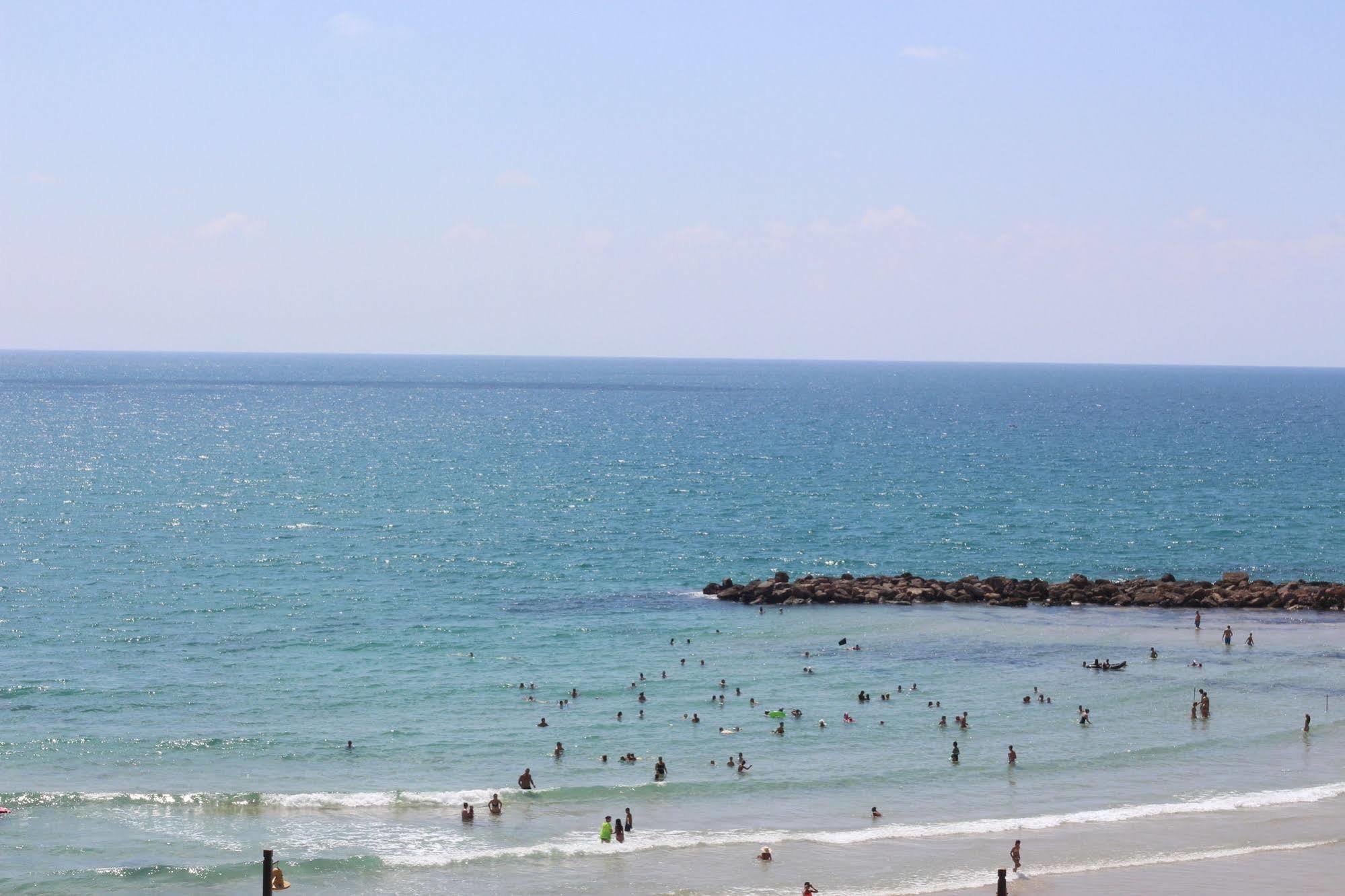 Haifa Almog Vip Hotel Sea View Apartments Экстерьер фото