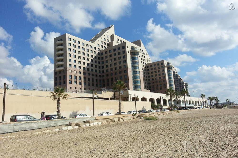Haifa Almog Vip Hotel Sea View Apartments Экстерьер фото